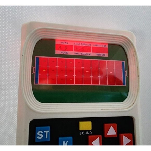 Mattel Handheld Retro Electronic Battery Operated Video Game - Picture 3 of 12